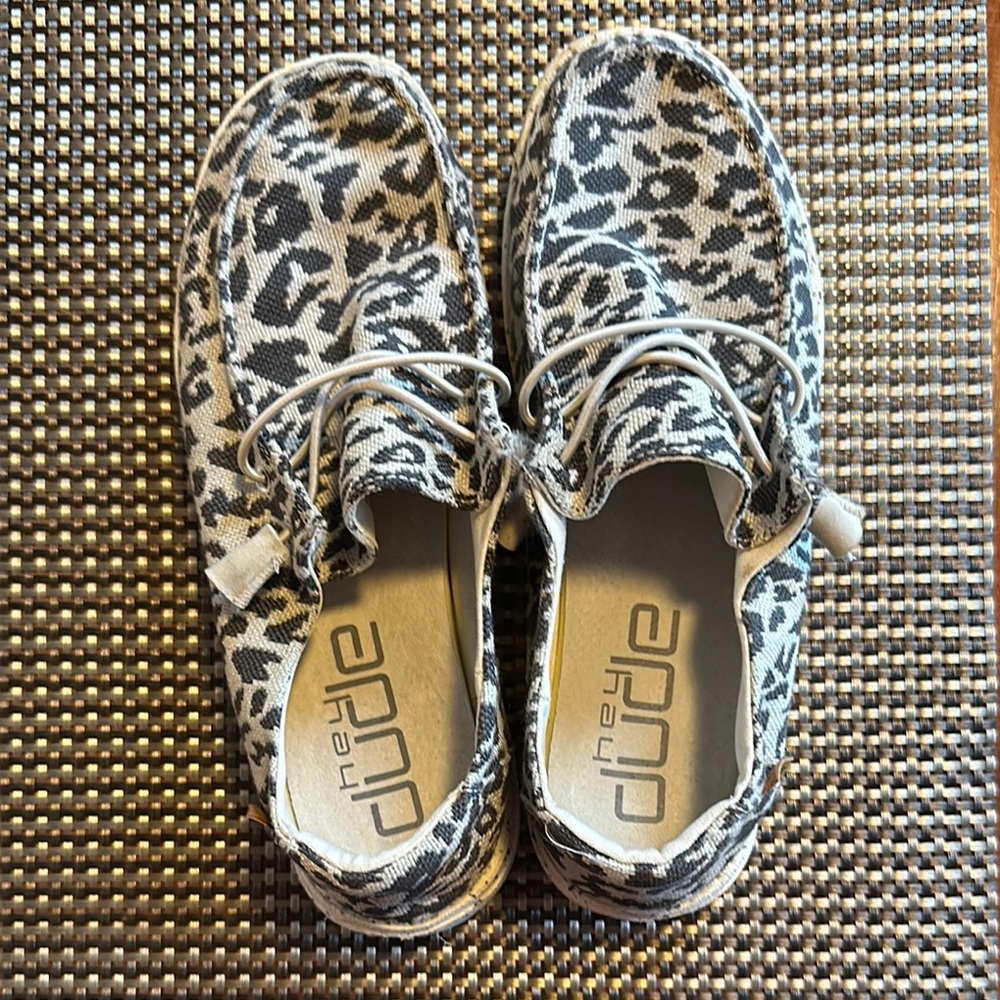 Hey dude casual slip ons in black and white off white leopard print